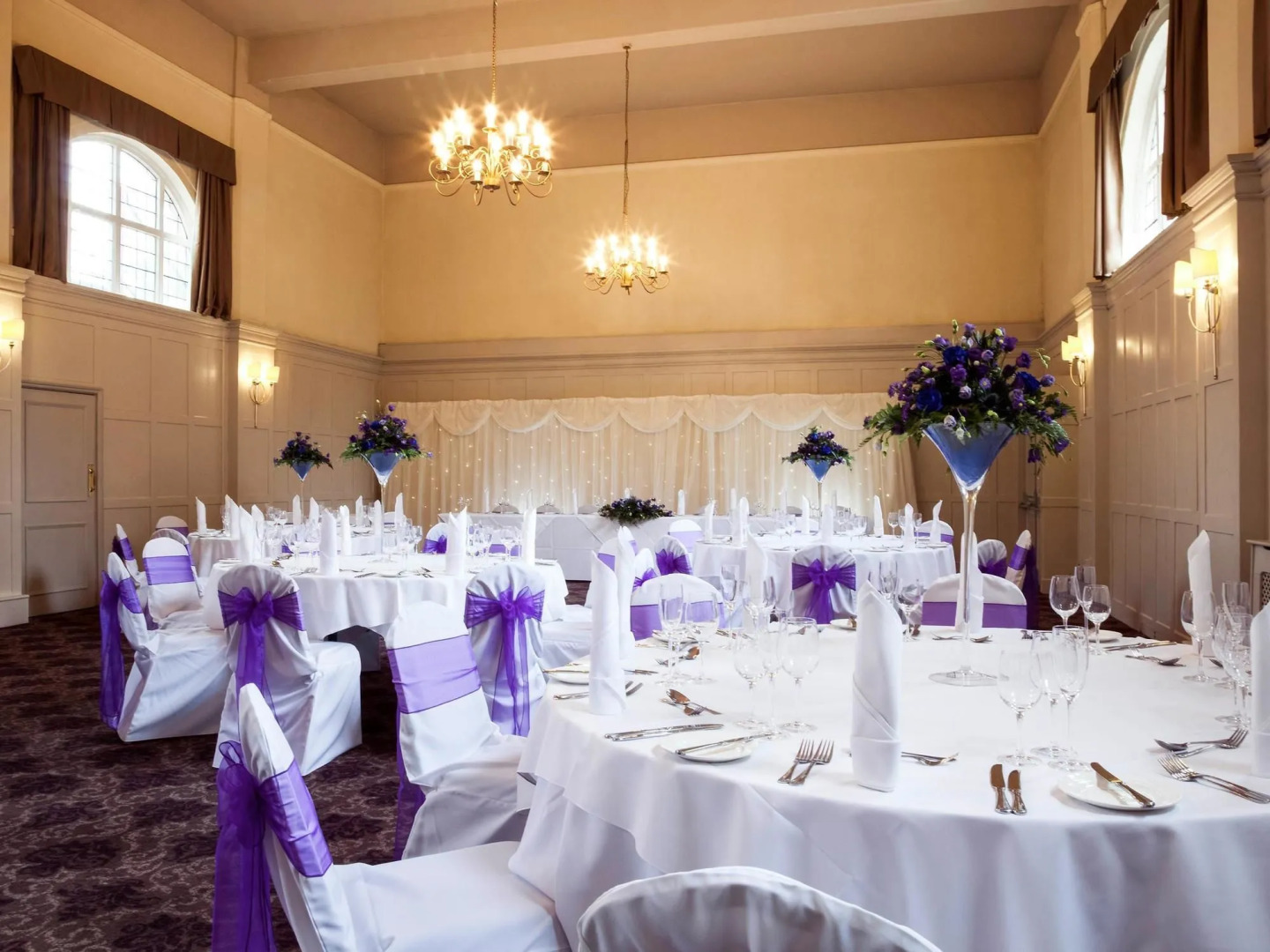 Foto - Bush Hotel Farnham