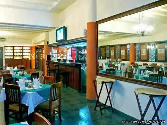 Foto - Hotel Tower House Suites