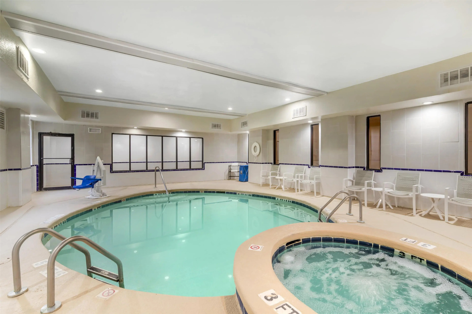 Photo - Best Western Plus Richmond Hill Inn