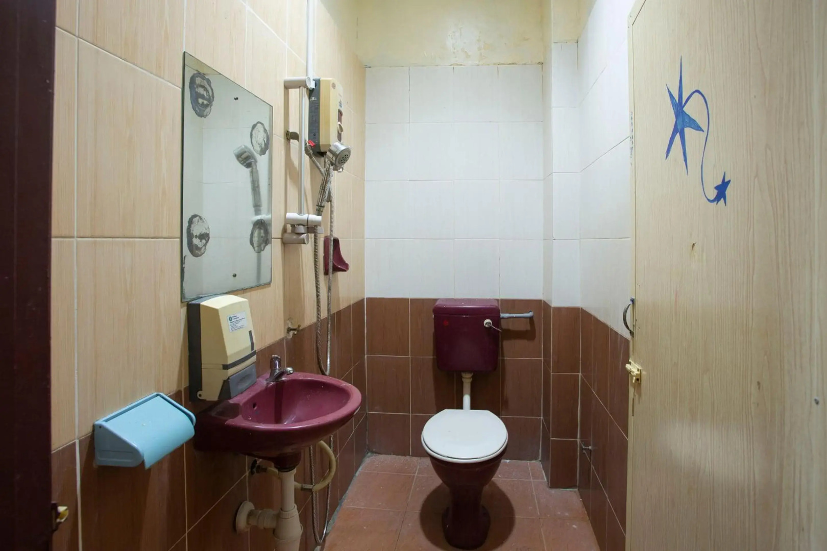 Foto - SPOT ON 90137 Casavilla Hotel Pudu