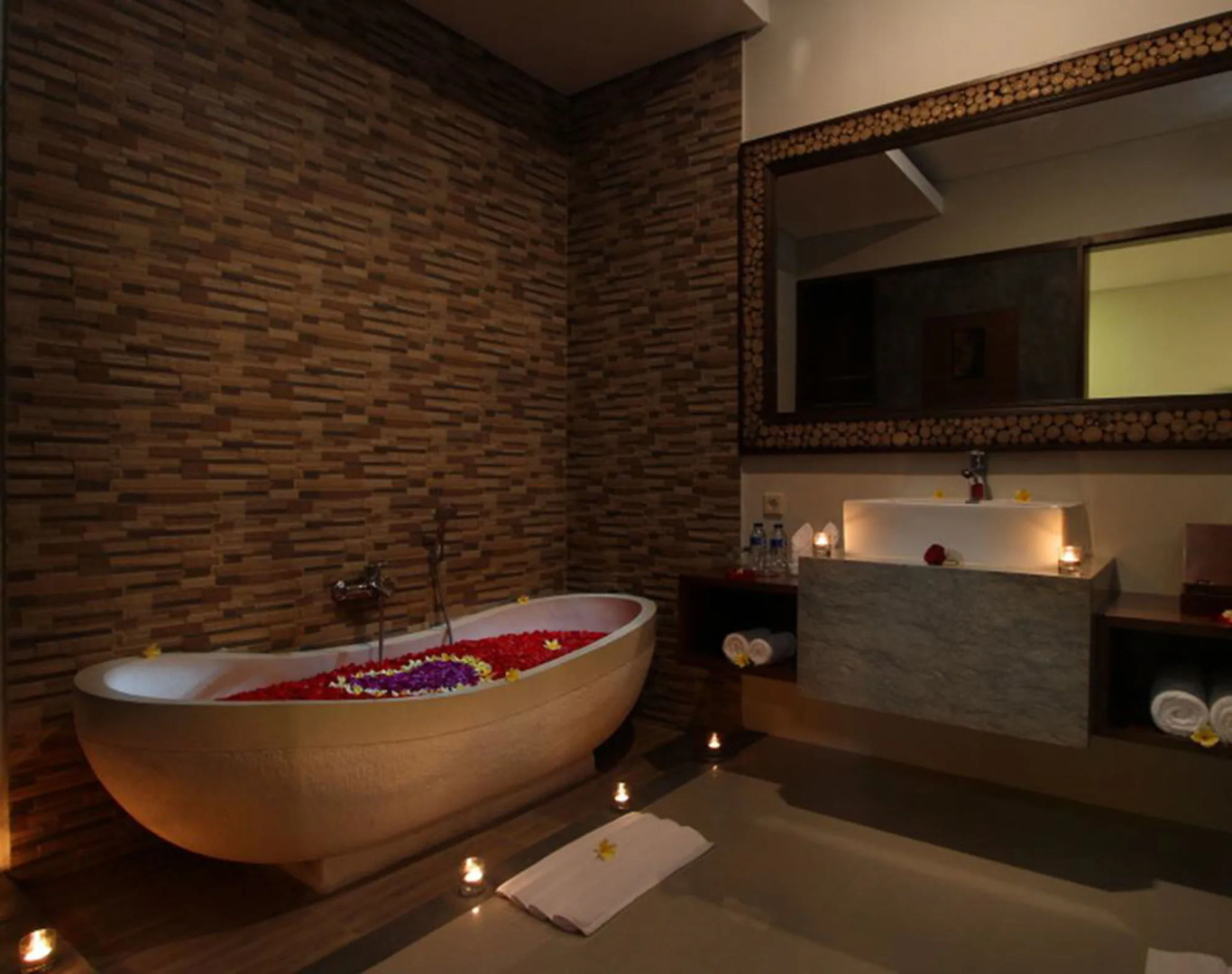 Photo - Maharaja Villas Seminyak by Humus Hospitality