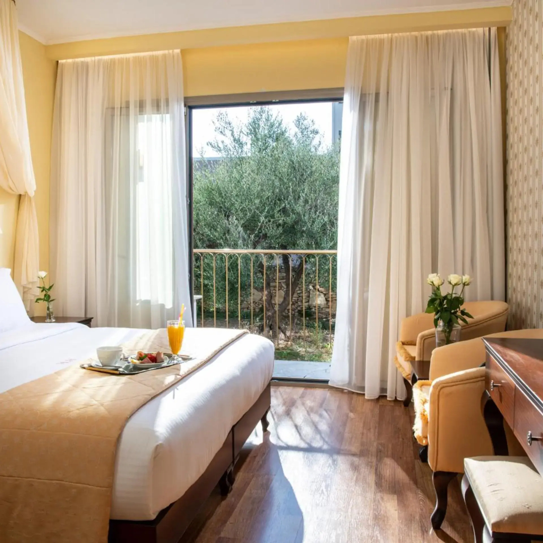 Photo - Halepa Hotel