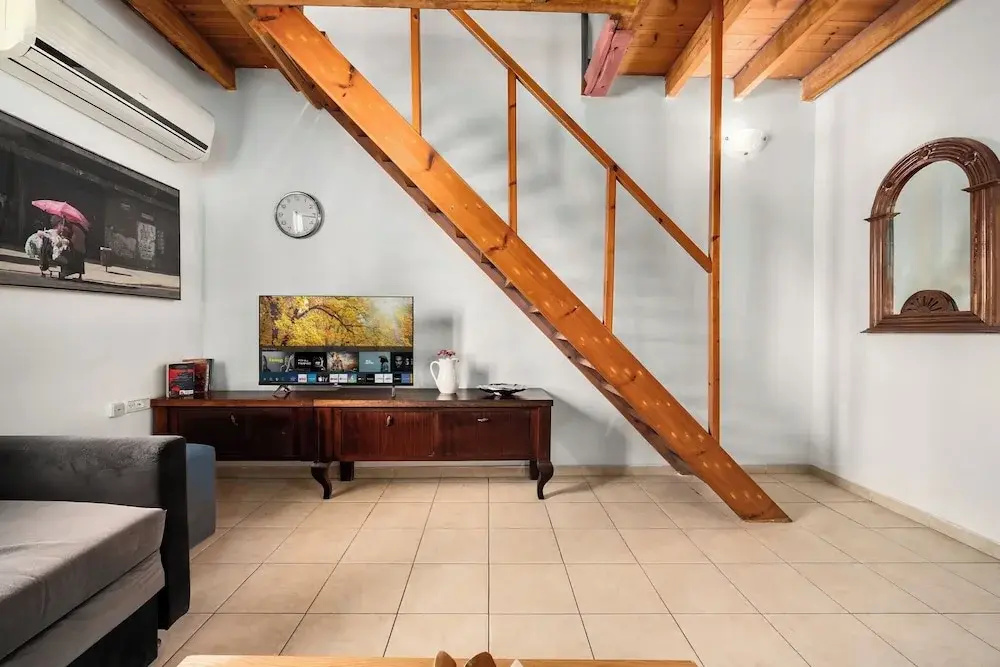 Photo - One Apartments TLV