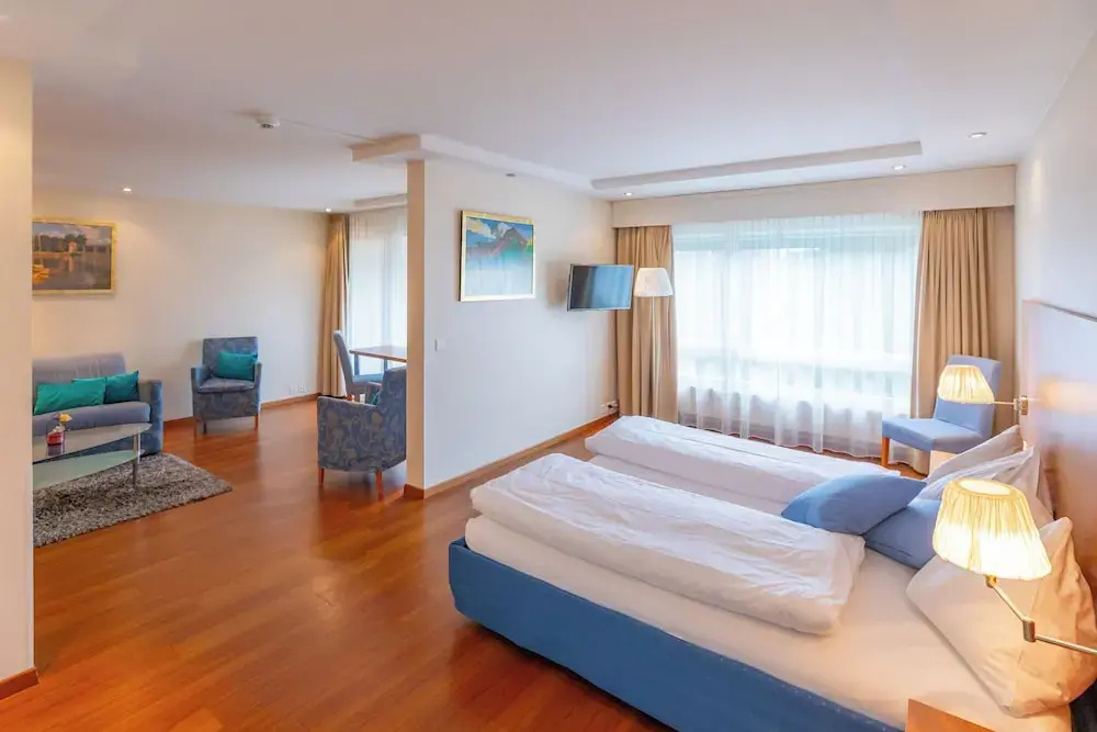Photo - Hotel Holiday