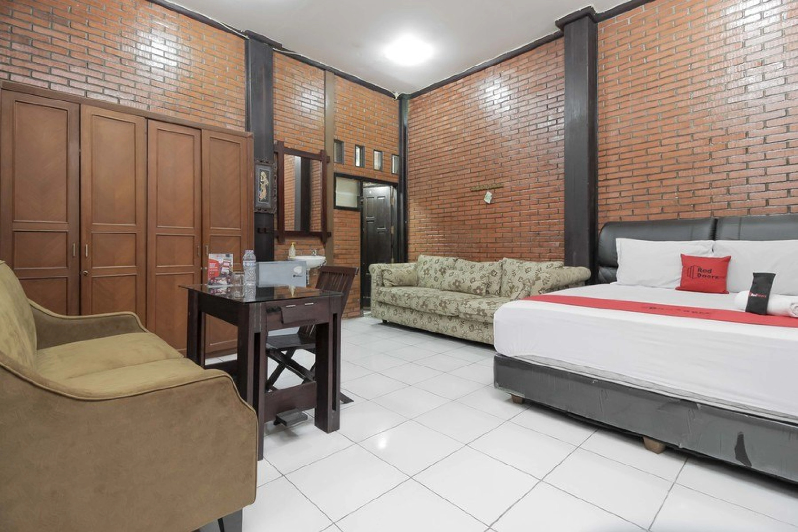 Photo - RedDoorz @ Cilandak Timur