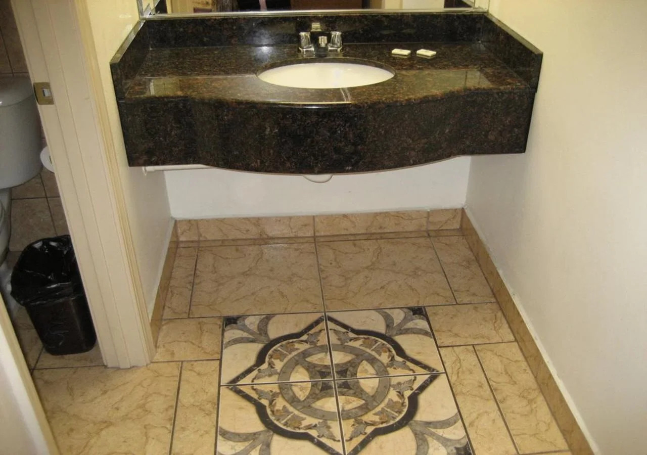 Photo - Tower Motel Long Beach