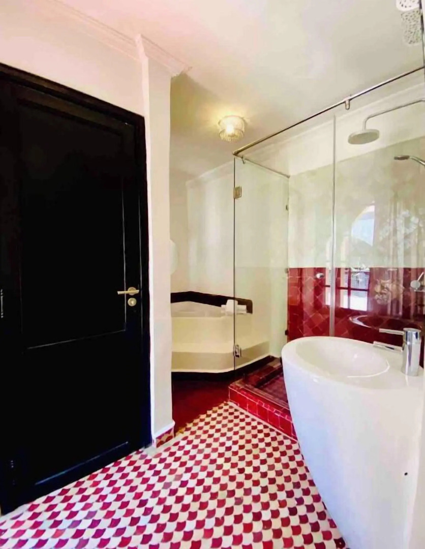 Photo - Riad Basidi piscine chauffée sur le toit de la médina