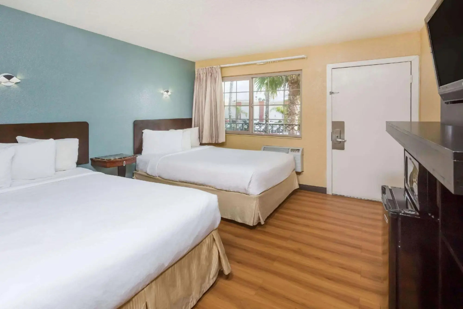 Foto - Hotel Avenida - Oceanside Camp Pendleton