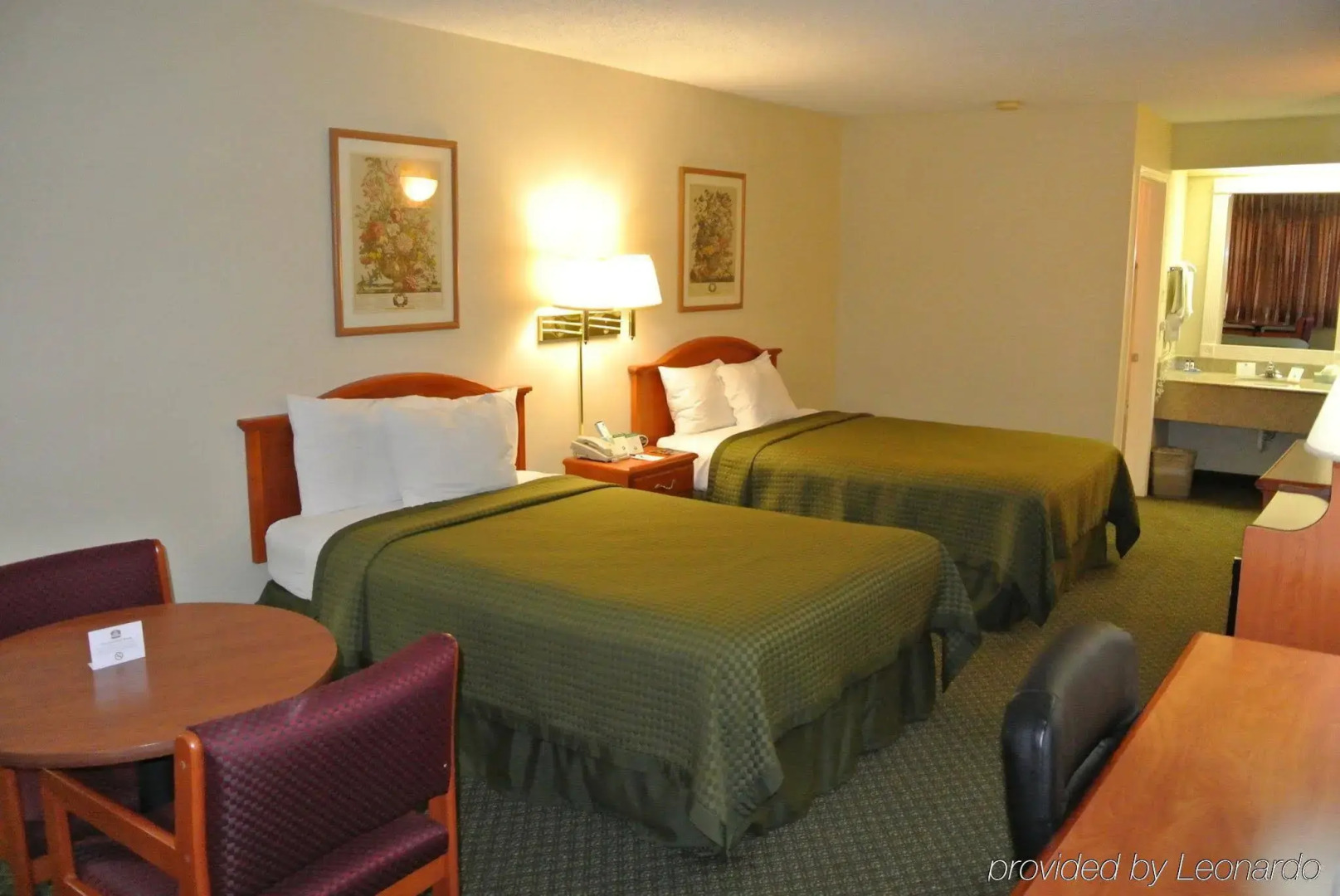 Photo - Quality Inn & Suites Garland - East Dallas