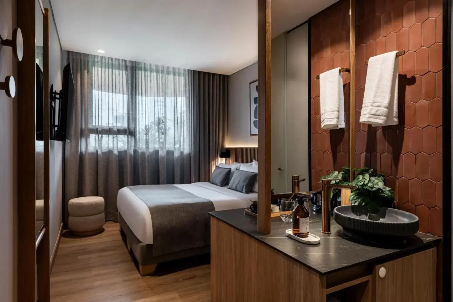 Photo - Heiss Hotel By Jalo
