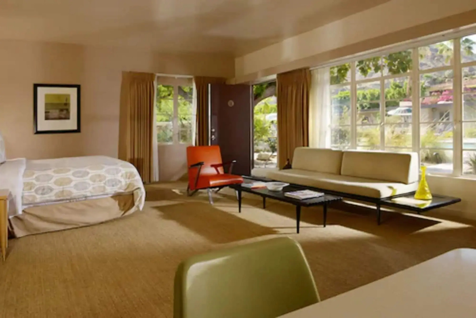 Photo - The Hideaway - 21 and Over