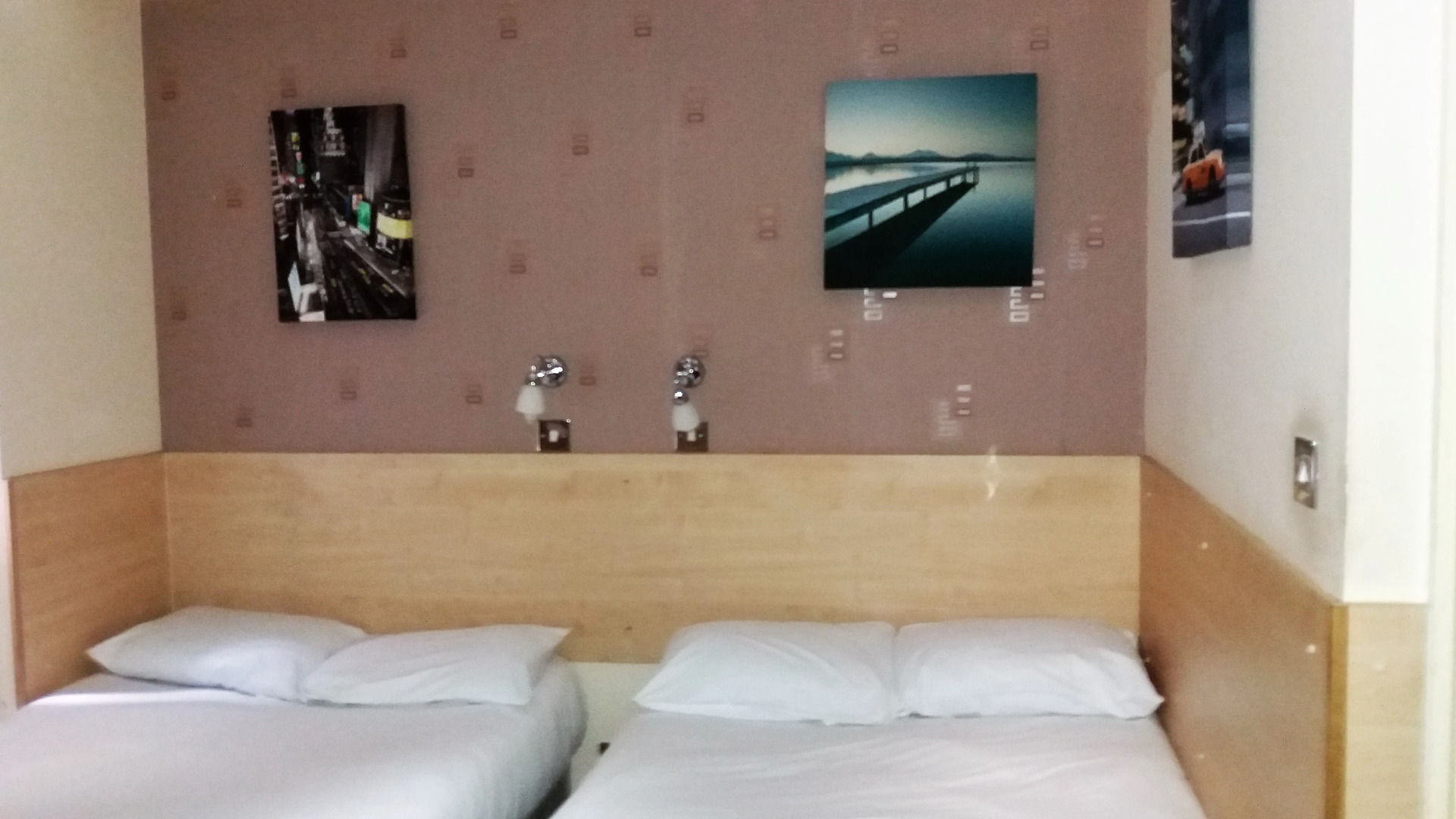 Photo - Tony's House Hotel