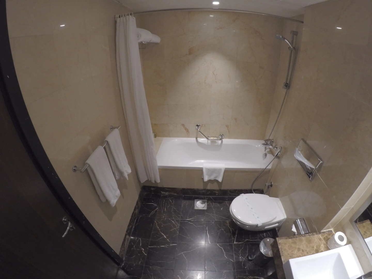 Foto - Number One Tower Suites