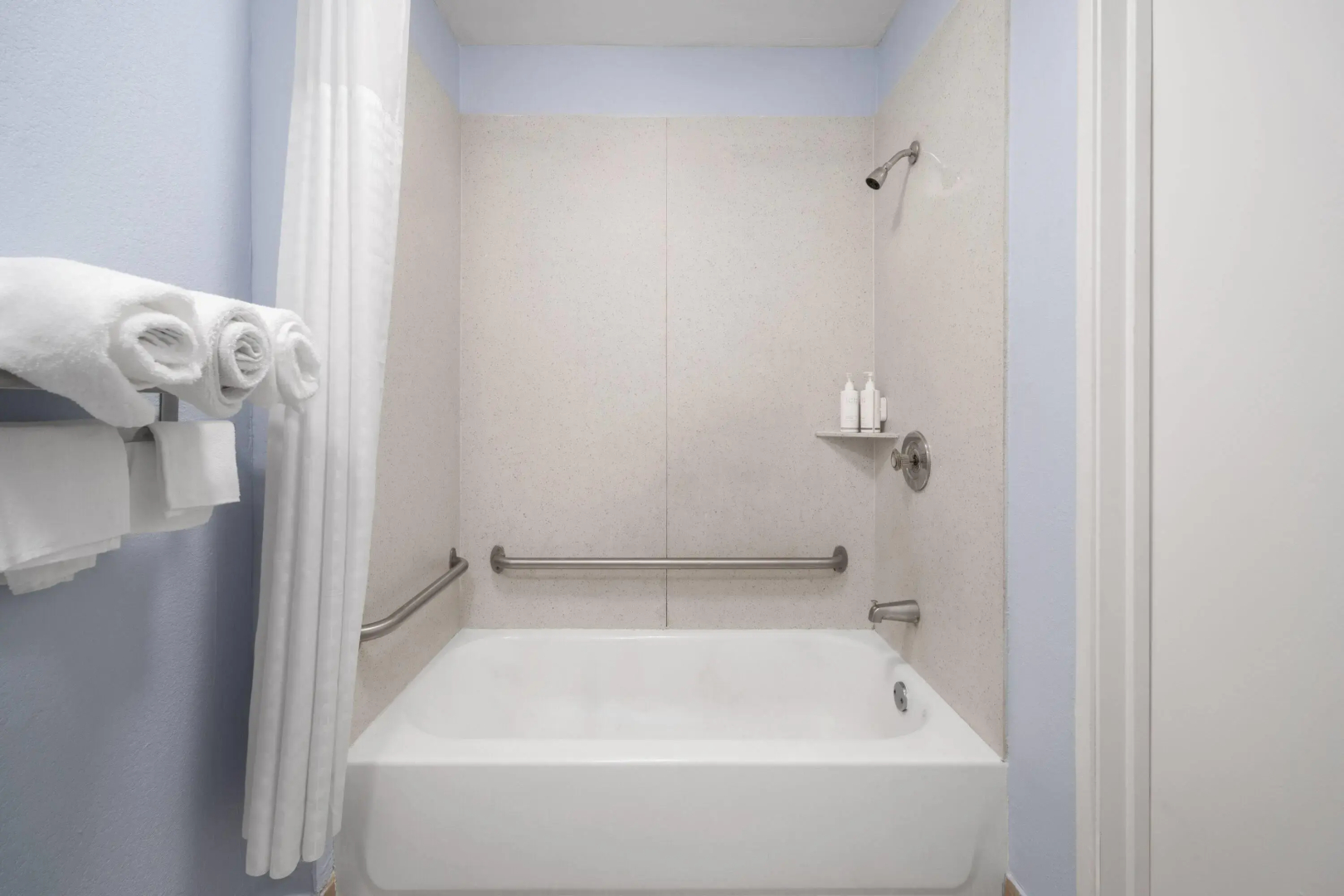 Photo - Days Inn by Wyndham Charlotte University