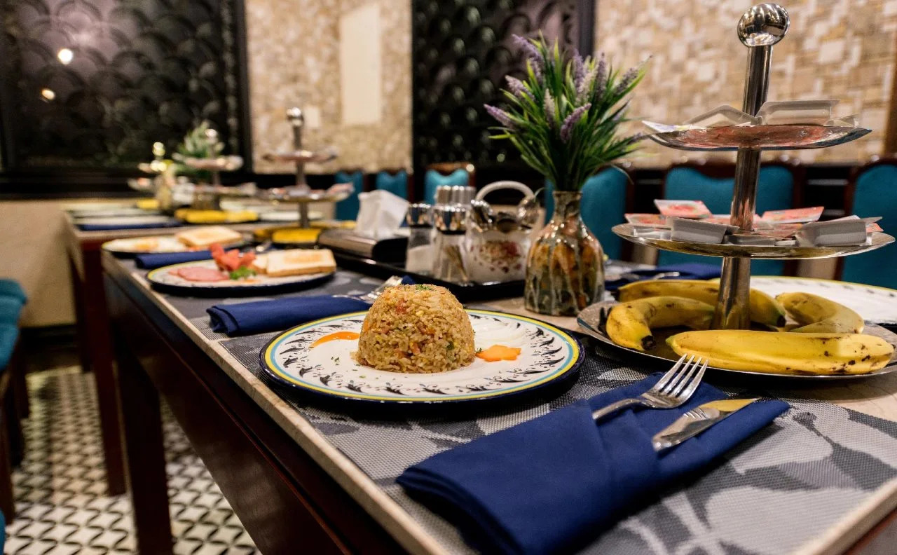 Photo - Prince II Hotel