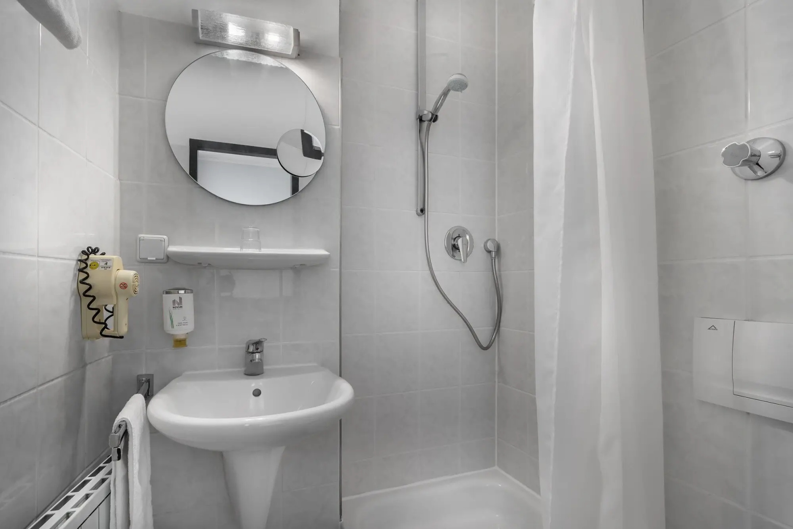 Photo - Hotel Leonet