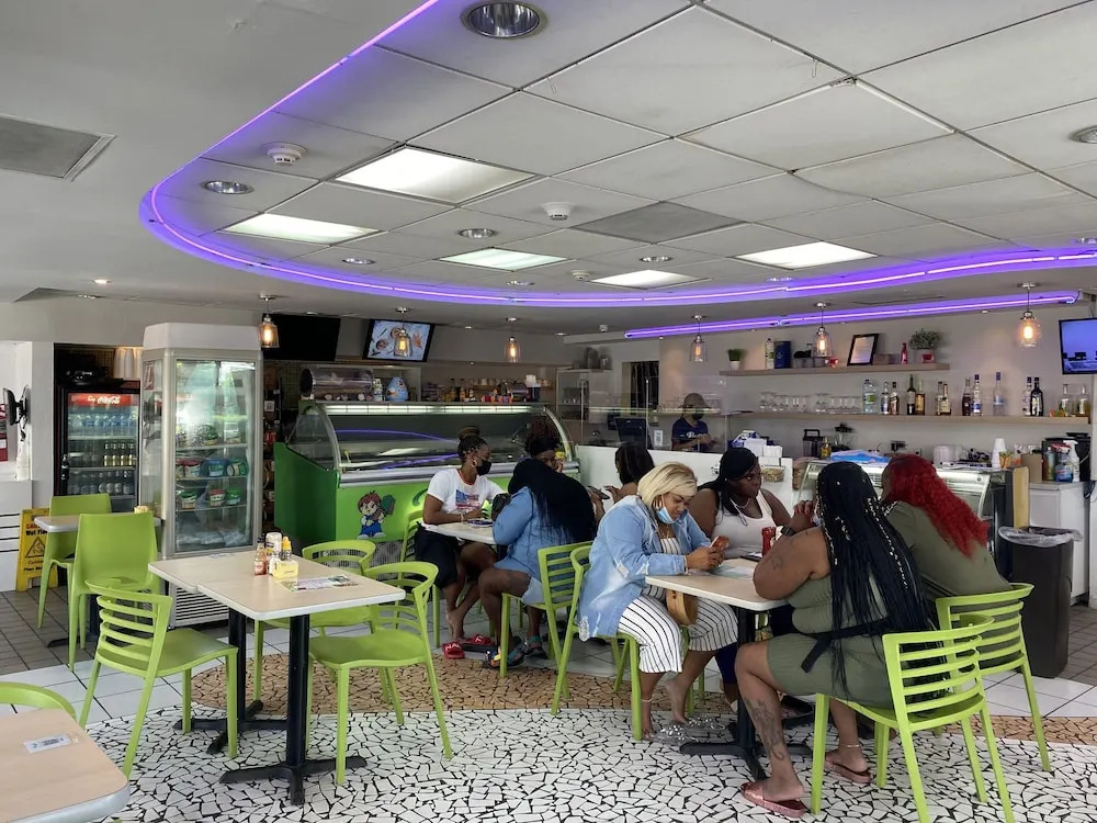 Foto - Coral by the Sea