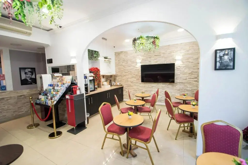 Photo - Hôtel Parisien