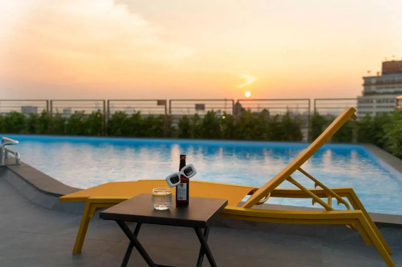 Photo - Lumen Bangkok Udomsuk Station