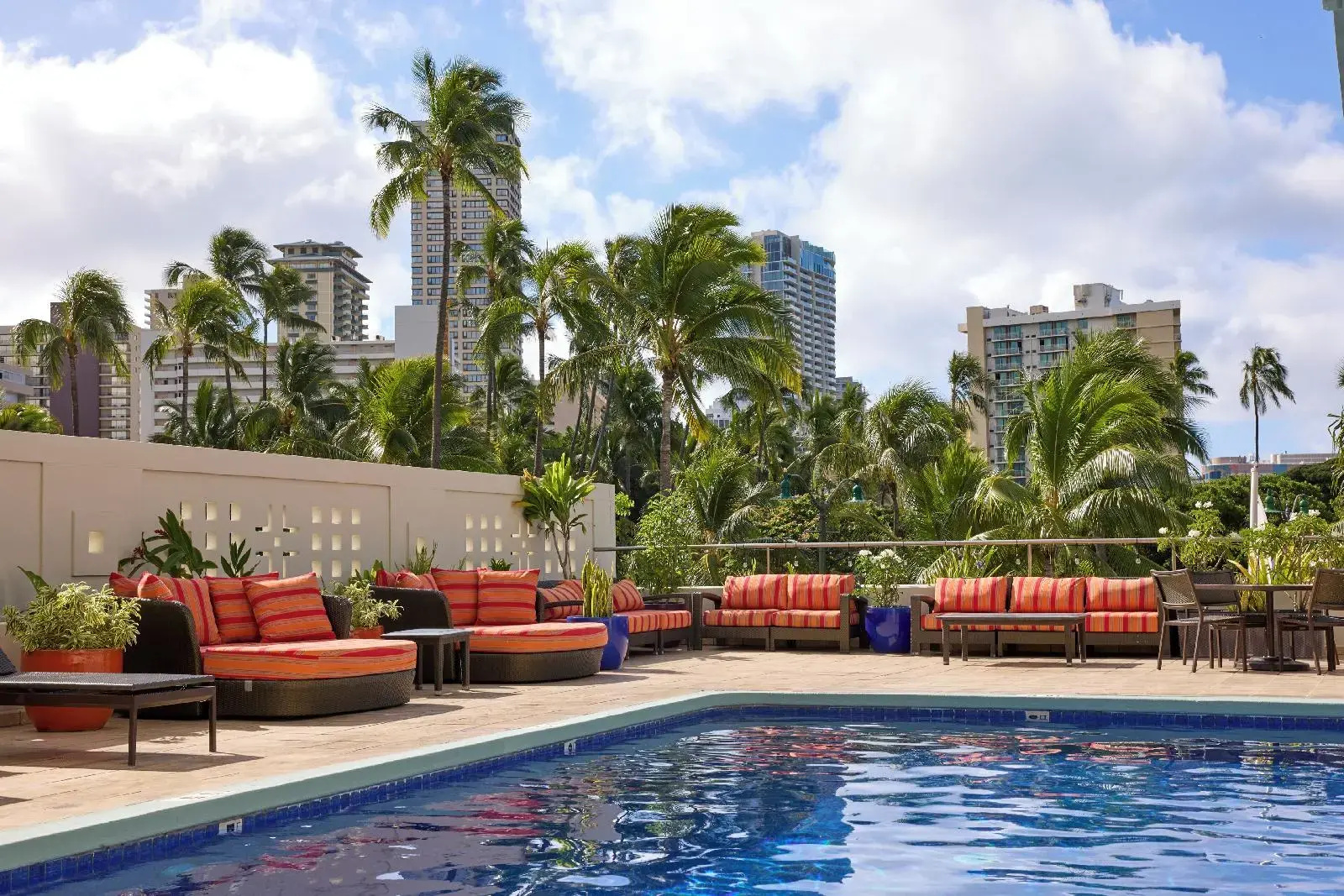 Foto - DoubleTree by Hilton Hotel Alana - Waikiki Beach