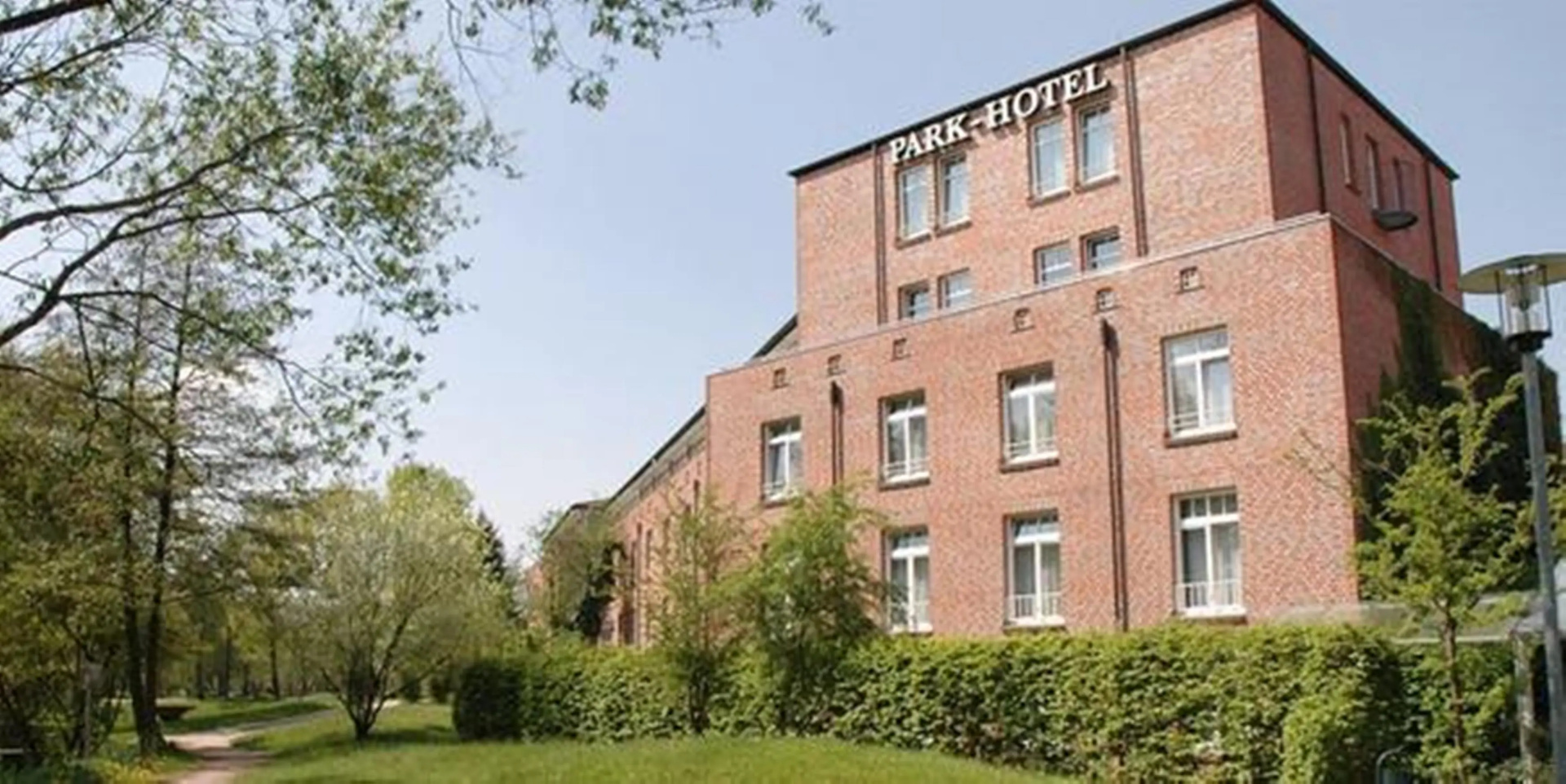 Photo - PLAZA Premium Parkhotel Norderstedt