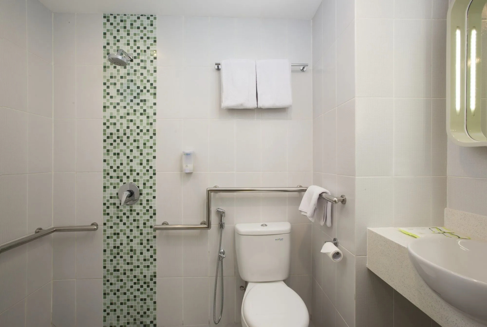 Foto - Zest Bogor by Swiss-Belhotel International