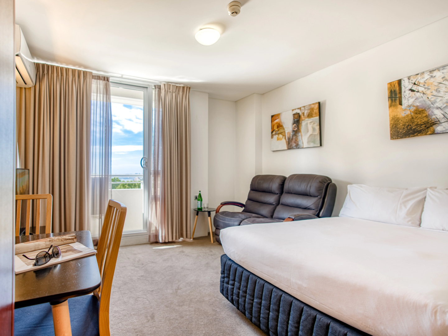 Foto - Park Regis Concierge Apartments