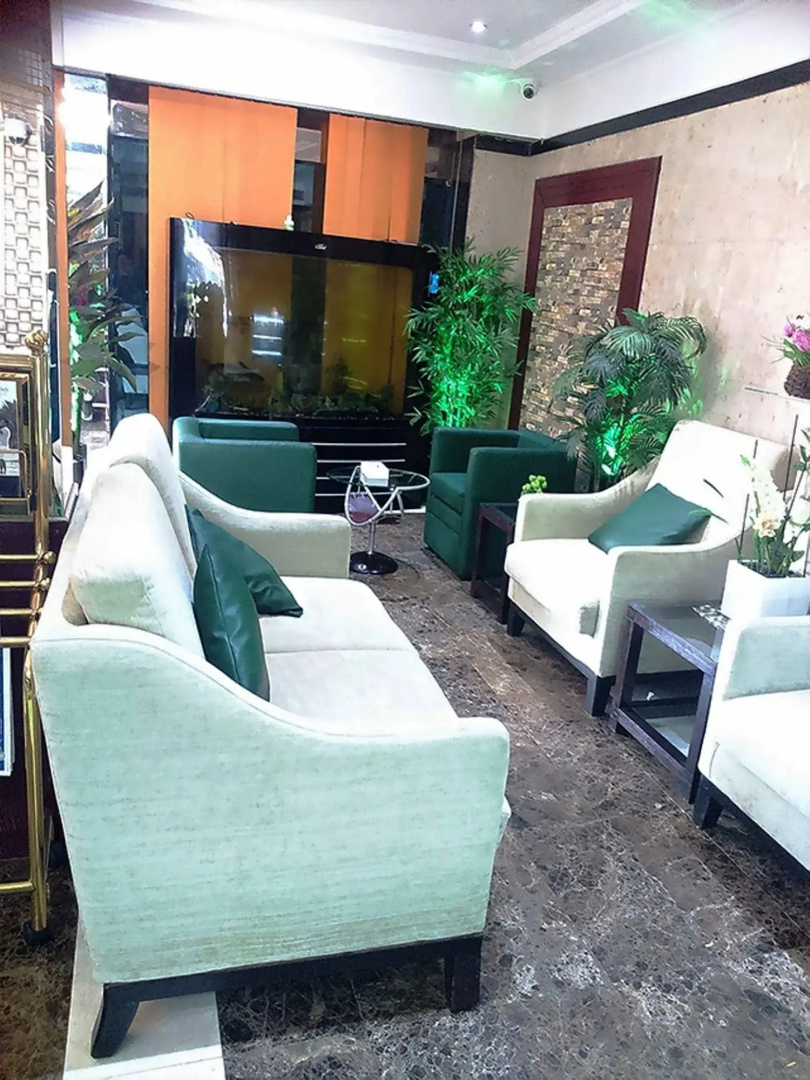 Photo - West Hotel