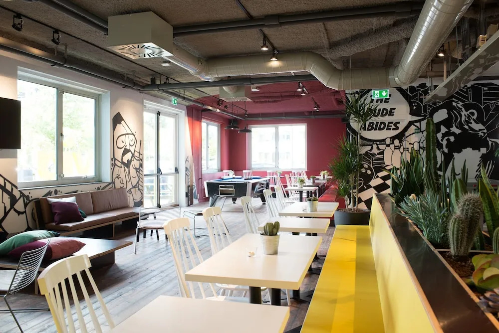 Photo - Via Amsterdam