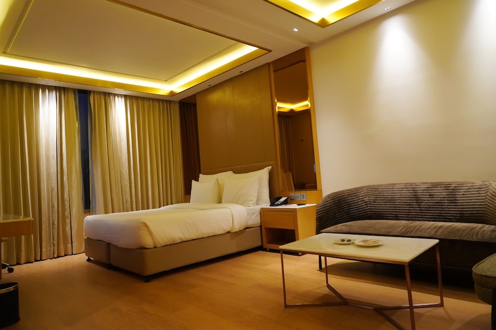Aveda Hotel - Ludhiana
