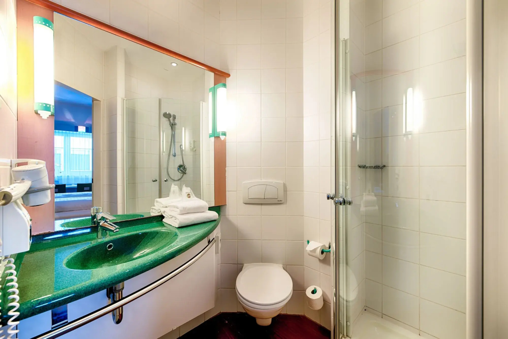 Foto - ibis Salzburg Nord
