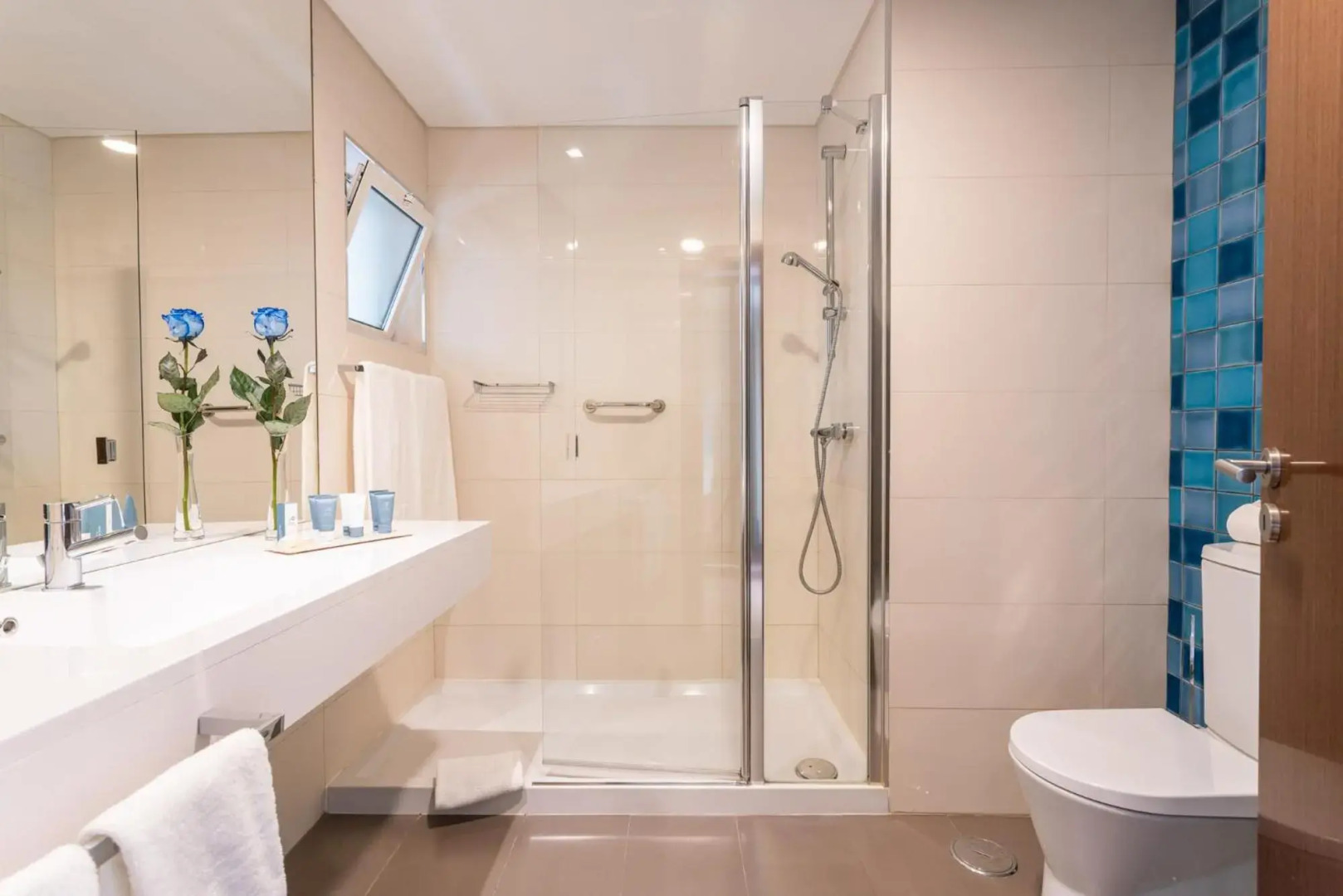 Photo - AP Oriental Beach - Adults Friendly