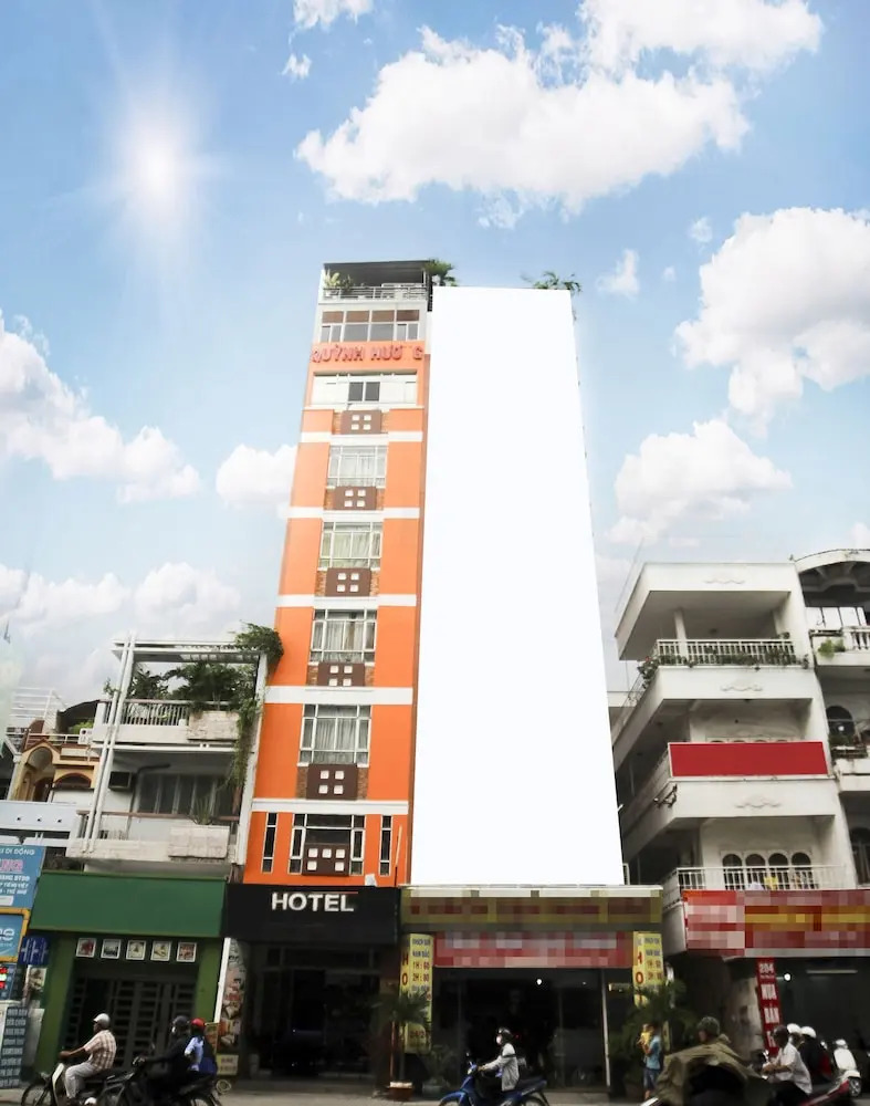 Foto - Quỳnh Hương Hotel SG - by BAY LUXURY