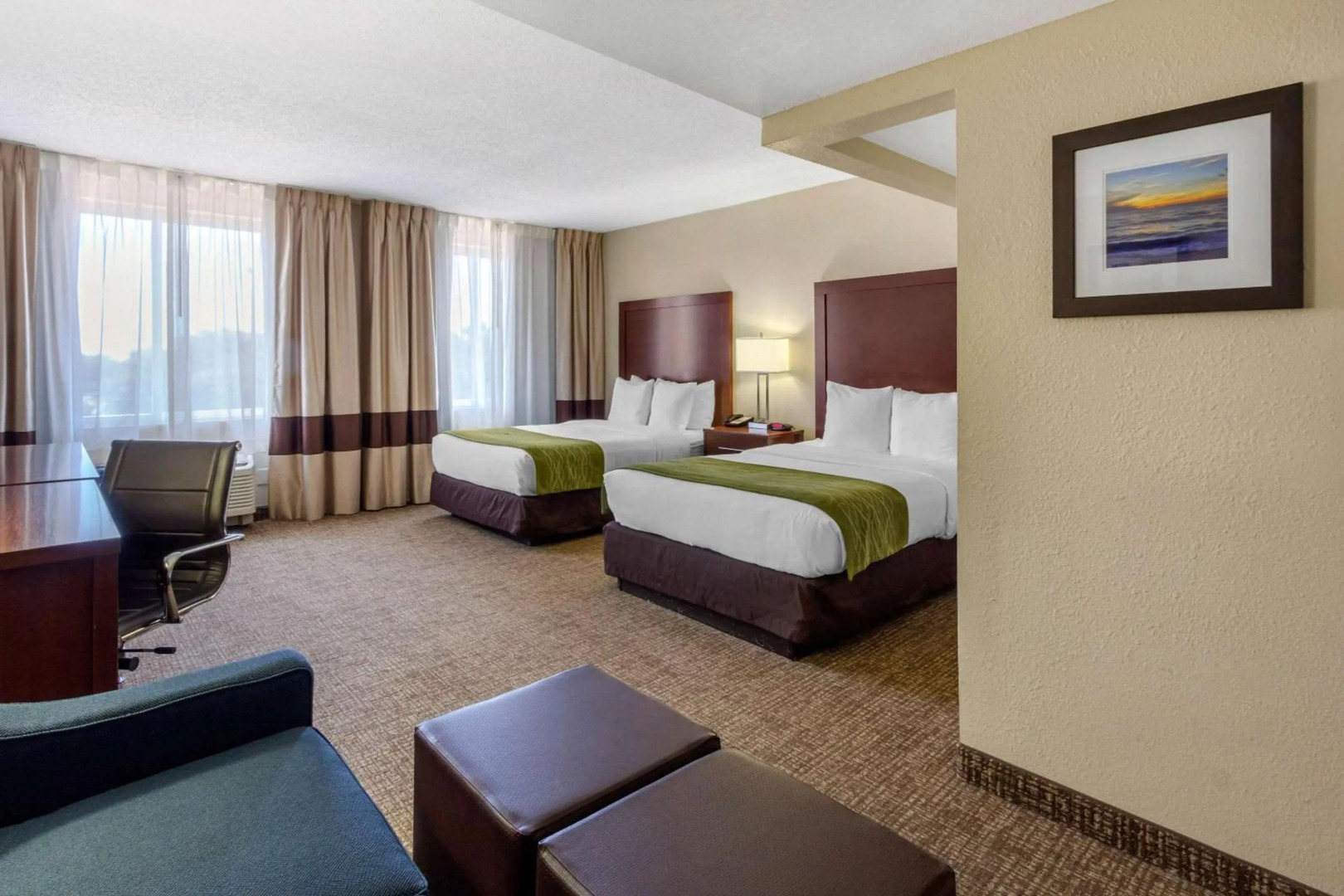 Photo - Comfort Inn St Petersburg North