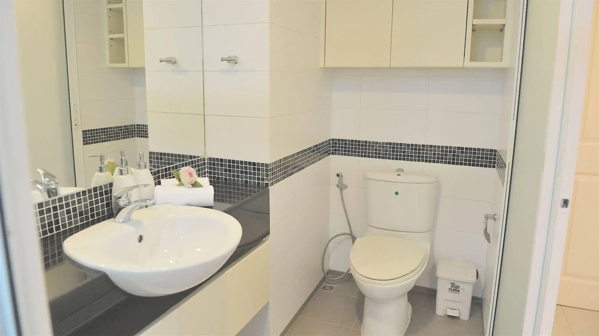 Photo - Duplex 21 Apartment