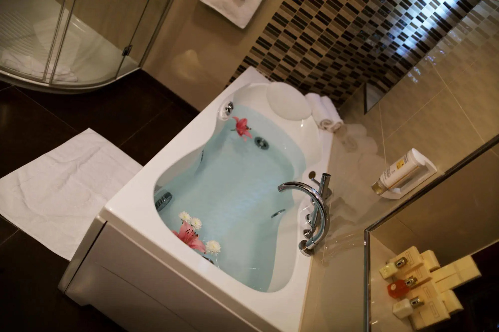 Foto - City Beach Villa with Pool and Sea View