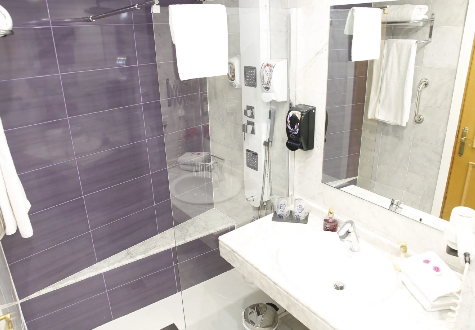 Photo - Erase un Hotel