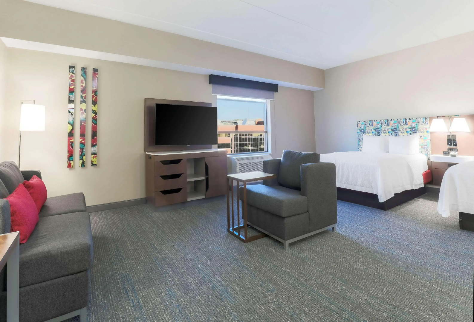 Photo - Hampton Inn & Suites Pittsburgh-Downtown