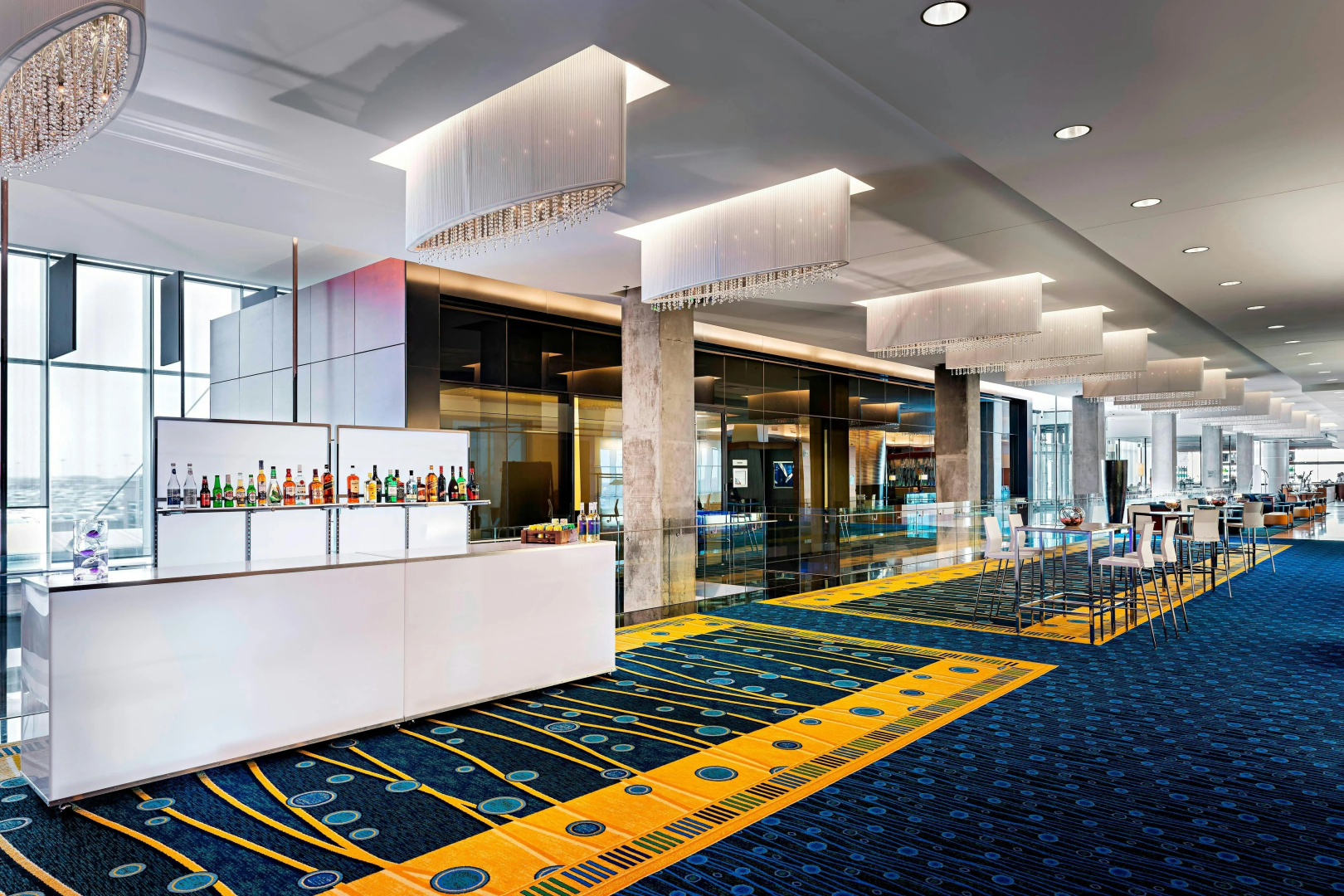 Photo - Marriott Montreal Airport In-Terminal Hotel