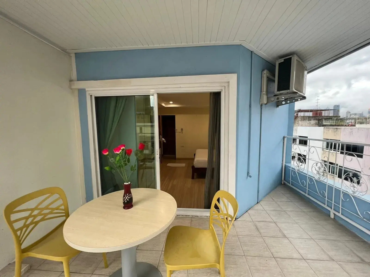 Foto - V Check inn Sukhumvit 22