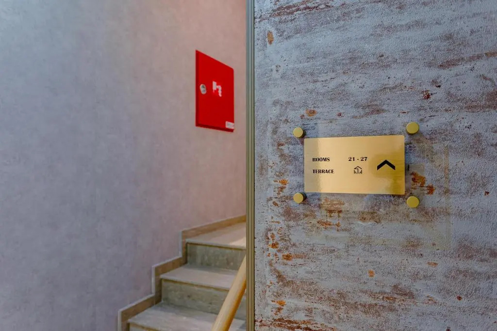 Photo - Monument1880