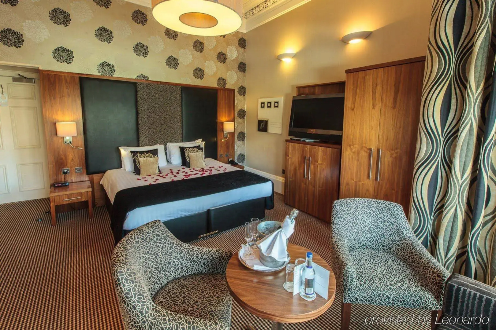 Photo - The Roseate Edinburgh - Small Luxury Hotels of the World