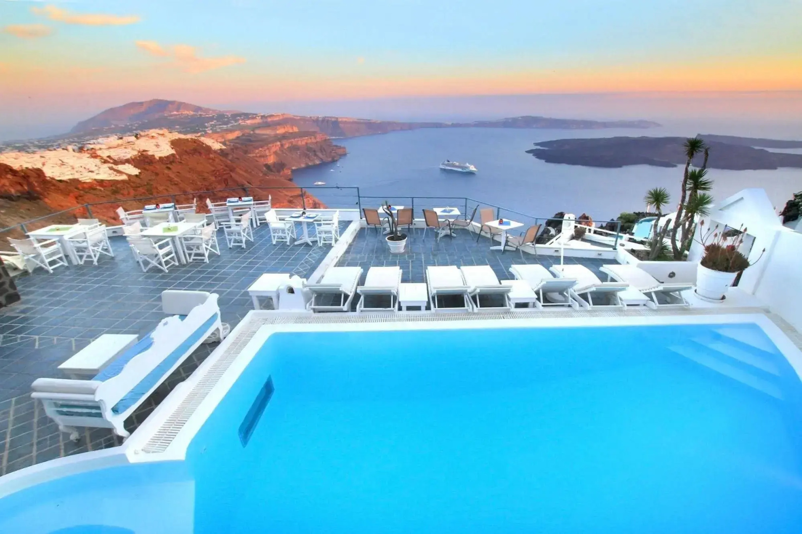 Foto - Zenith Blue Traditional Houses