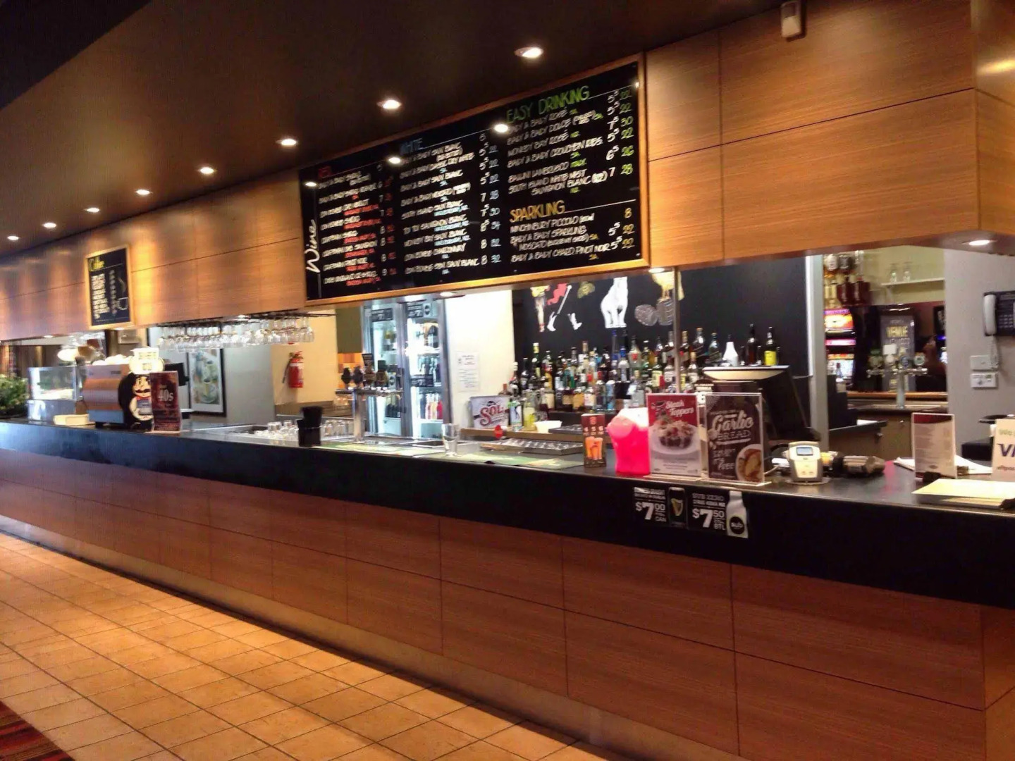 Photo - Nightcap at Coolaroo Hotel