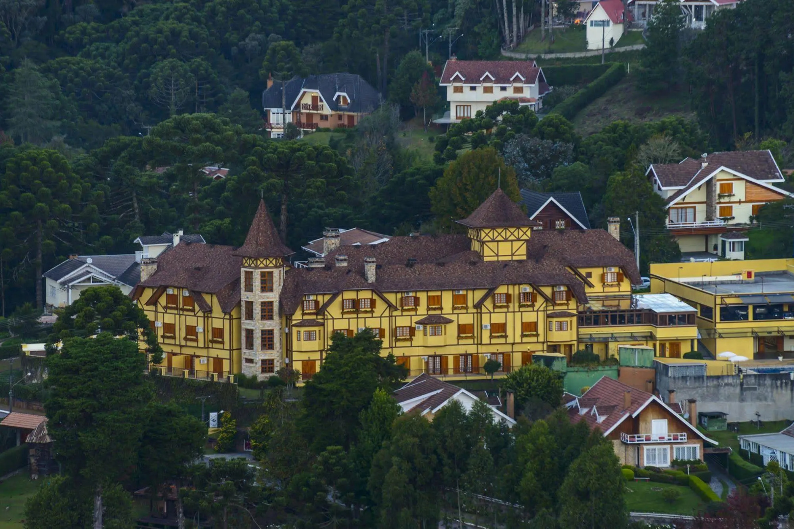 Foto - Hotel Le Renard - Campos do Jordao