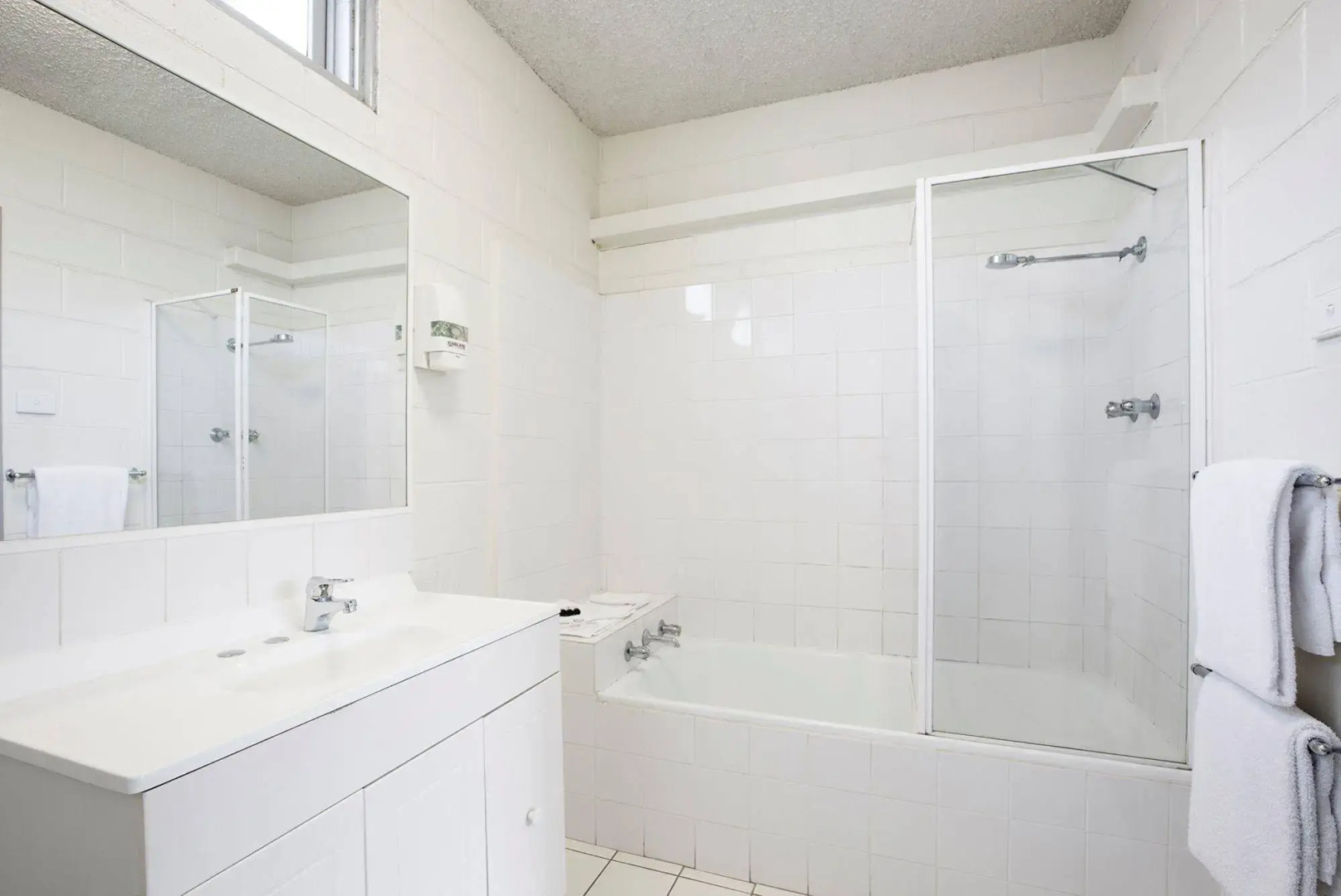 Photo - Nightcap at Westside Hotel