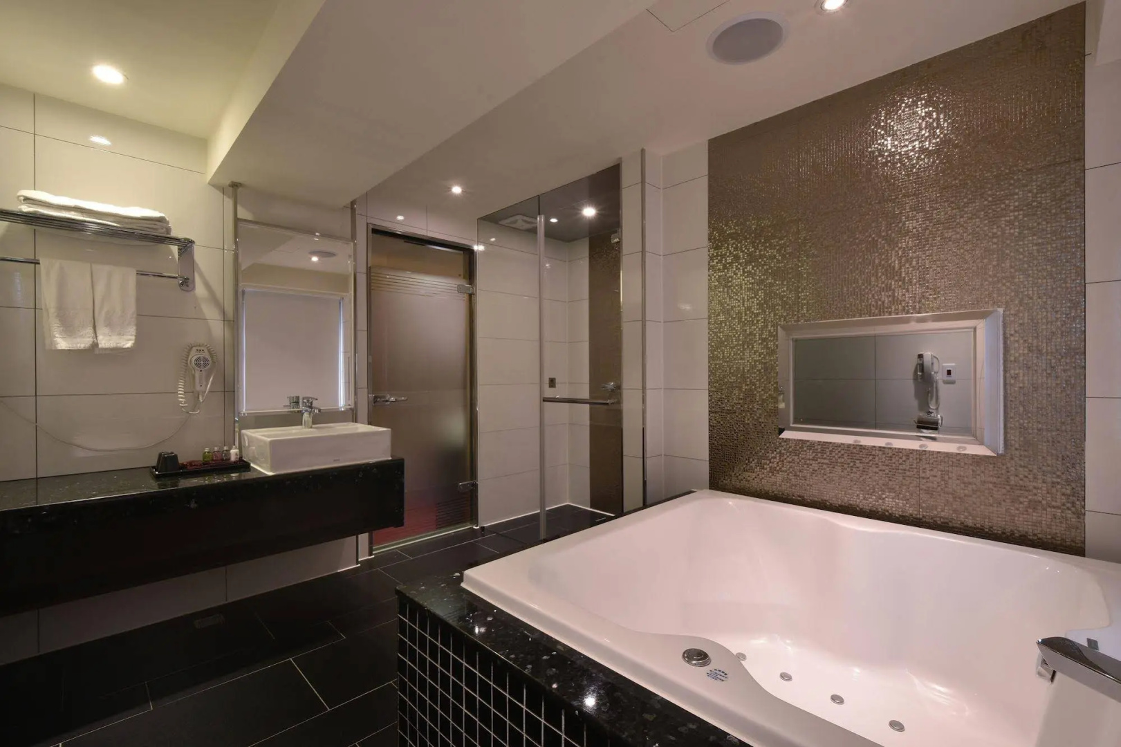 Photo - V One Hotel