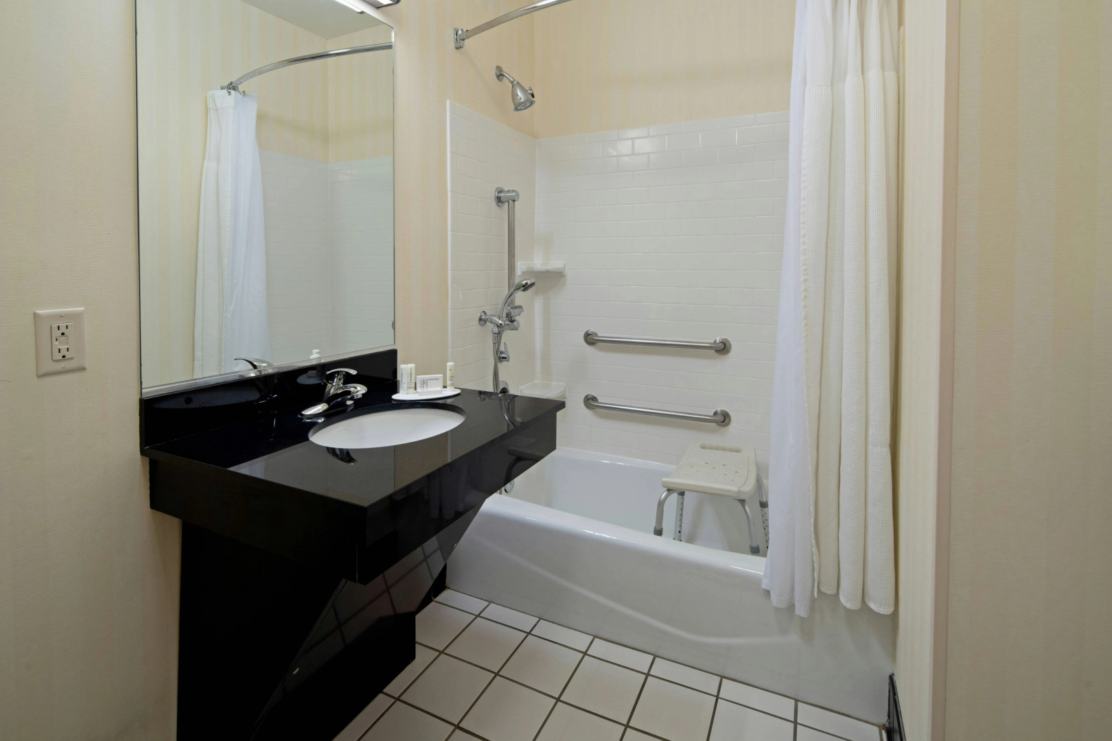 Photo - Fairfield Inn & Suites by Marriott Los Angeles West Covina