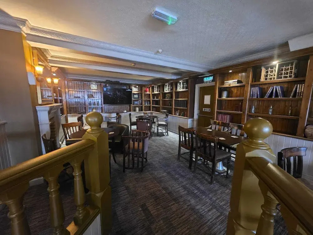 Photo - The Greyhound Hotel