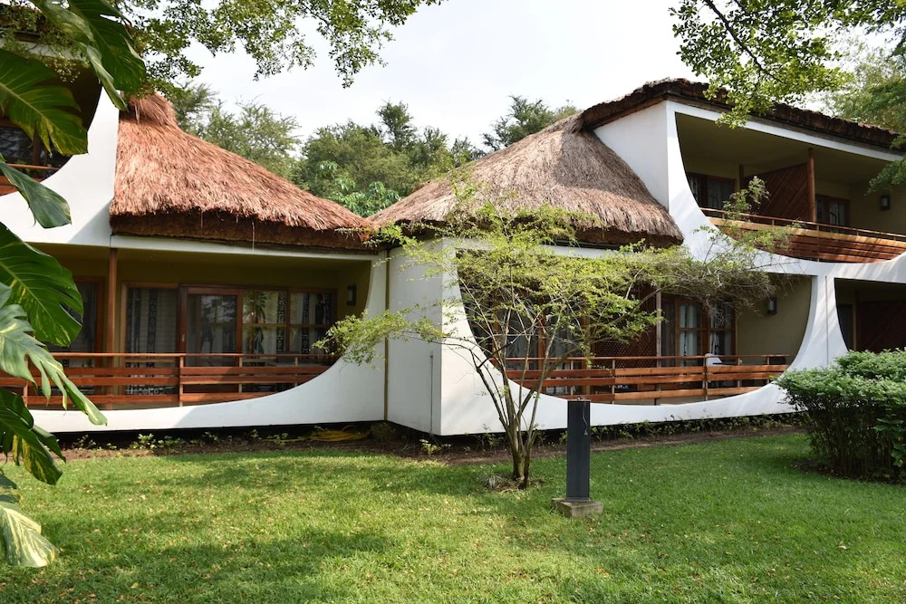 Photo - Hotel Club du Lac Tanganyika